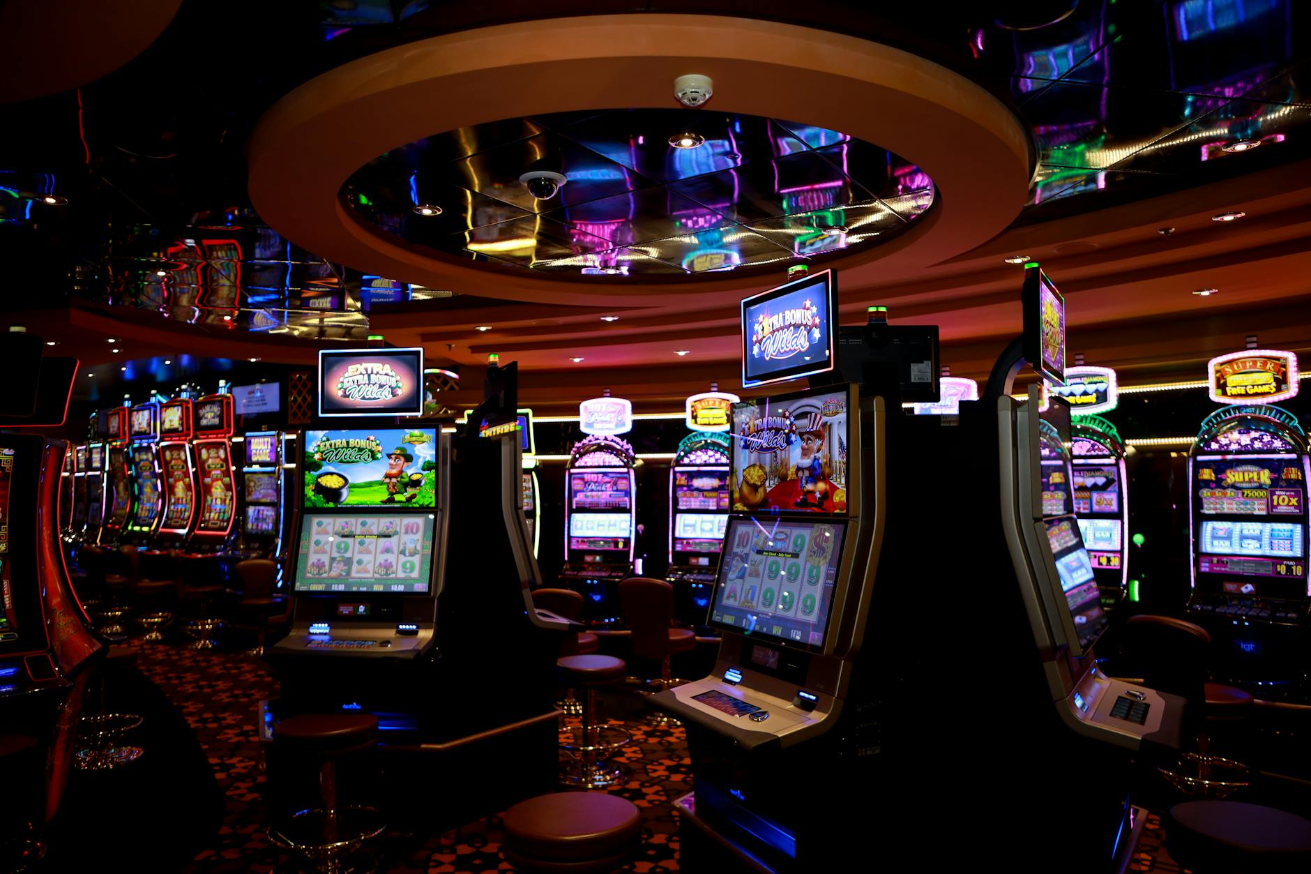 Forest trail slot